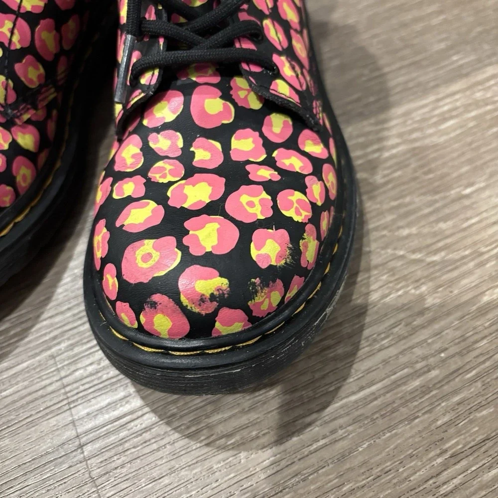 Dr Doc Martens 1460J Pink Loud Leopard Leather Lace Up Boots Size 3 - Some Wear‎